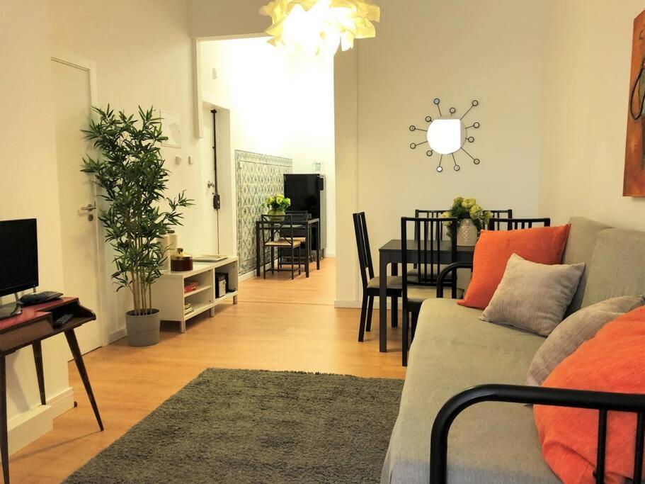 Apartamento Sj1d+e Heart Of Baixa New A/c Spacious 2 Apts 5br2ba *